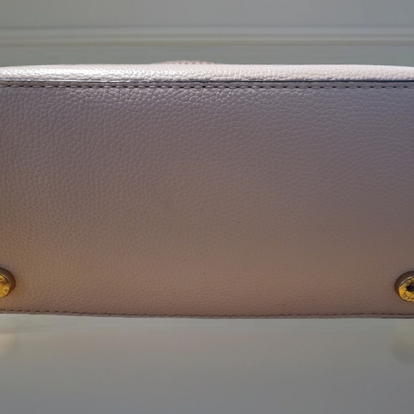 Michael Kors Lavender Handbag - Picture 3 of 6